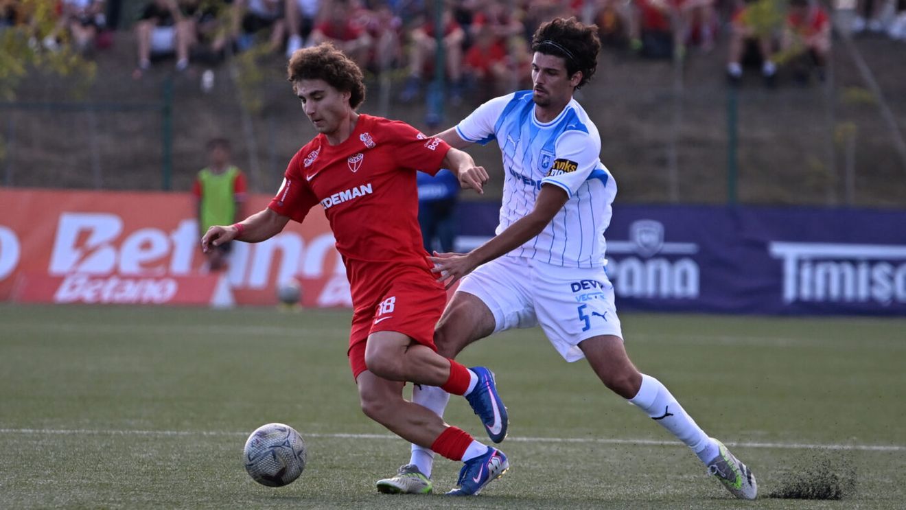 FC Bacău - Universitatea Craiova 1-2, în Grupa D din Cupa României. Deținătoarea trofeului a fost dominată categoric în repriza a doua