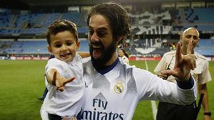 Primul jucător care asigură că va continua la Real Madrid după cel mai bun sezon al carierei sale: "Să nu-și facă griji suporterii madrileni!"