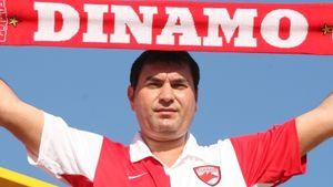 "Îi țin pumnii lui Mutu, sigur va marca" TU CE CREZI?