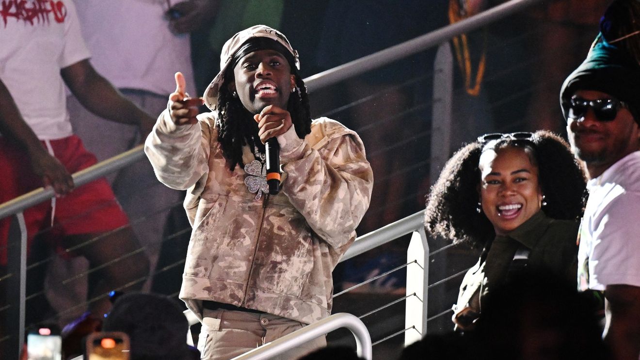 Serena Williams a intrat live cu streamerul Kai Cenat și l-a ajutat să dea lovitura vieții! Tânărul a decis să stea în direct 30 de zile consecutive, în care se filmează non-stop