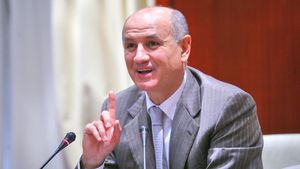 Decizia din Cazul Valiza a declanșat ISTERIA în Liga I!** Copos știe lista cu "suspecți": "Unul e 'Războinicul luminii'"