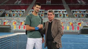Djokovic a testat în premieră zgura albastră de la Madrid!** Ce spune sârbul despre noua suprafață de joc