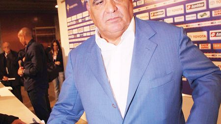 „Gigi Becali e un glumeț!"