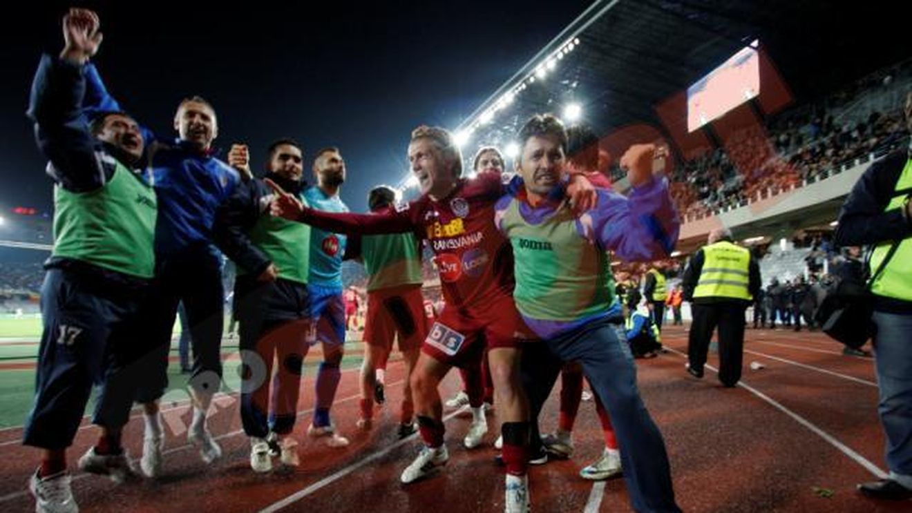 Paszkany: "Eroi sunt jucătorii, nu eu!** Vom continua cu Ando! Îi trimitem și lui Costa un tricou de campion"