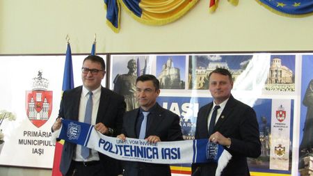 Primarul Mihai Chirica, atac dur la adresa fotbaliștilor Politehnicii Iași: „Le spun sincer, să le fie rușine! Păi mă duc și eu să joc un meci, că și așa se ia băiate aici”