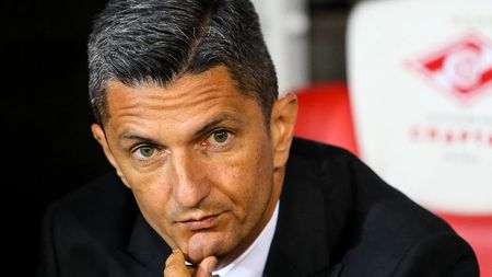 Atacantul de 60.000.000 de euro a semnat cu rivala lui Răzvan Lucescu