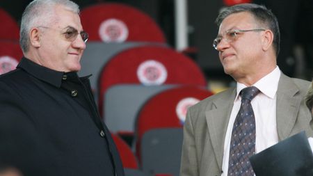 "Puci" eșuat! Cât de aproape au fost Mircea Sandu și Dumitru Dragomir să fie înlăturați din fruntea fotbalului românesc! Cine ar fi trebuit să îi ia locul "Nașului"