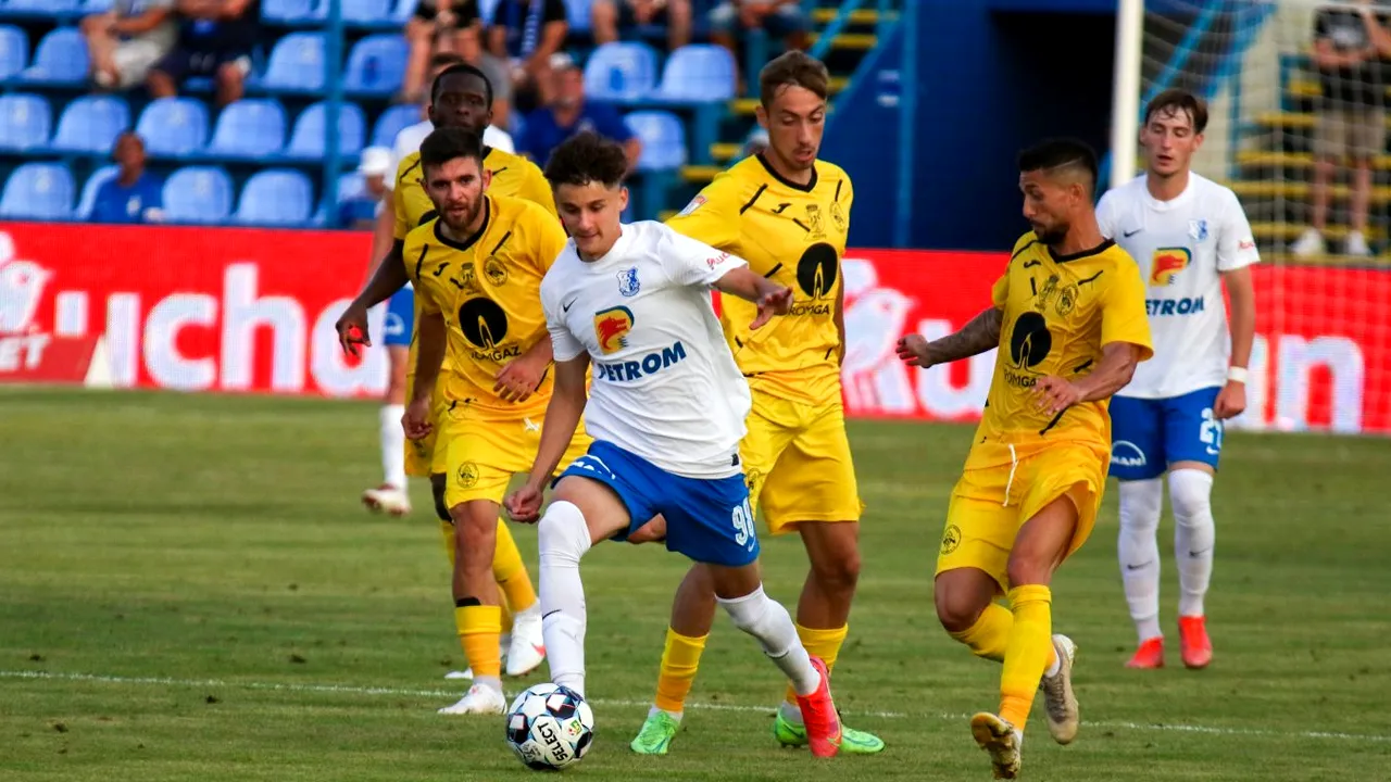 Gaz Metan - Farul Constanța 1-1. Echipa lui Hagi a egalat la ultima fază! Arbitrii, luați de jandarmi de pe teren