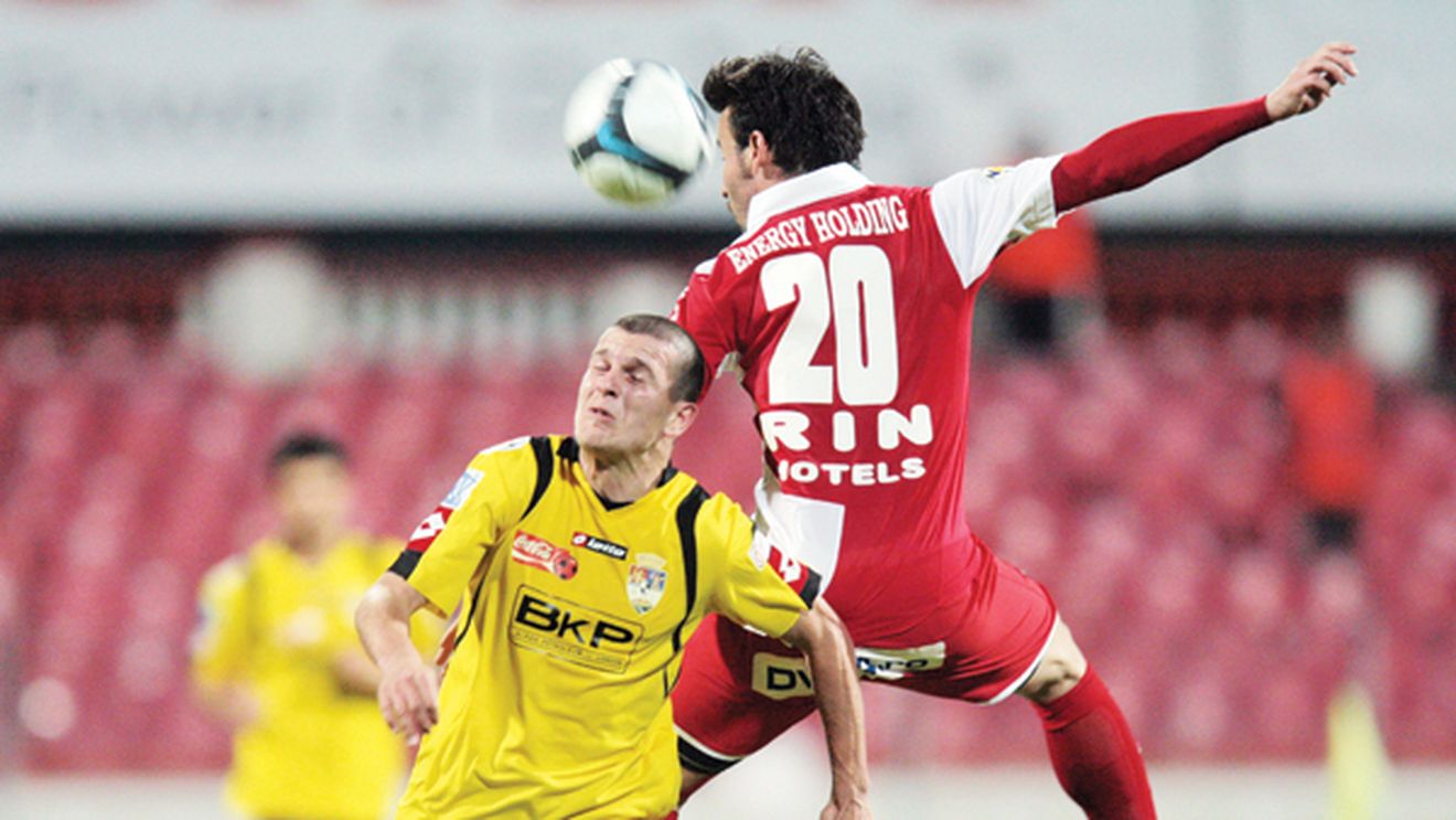 ANALIZĂ‚** Luptă ACERBĂ‚ între primele 8 echipe din campionat! VEZI atuurile fiecărei combatante!