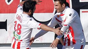 "Dublă" Mutu în Ajaccio - Lyon 3-1, Chivu eliminat în Siena - Inter 3-1