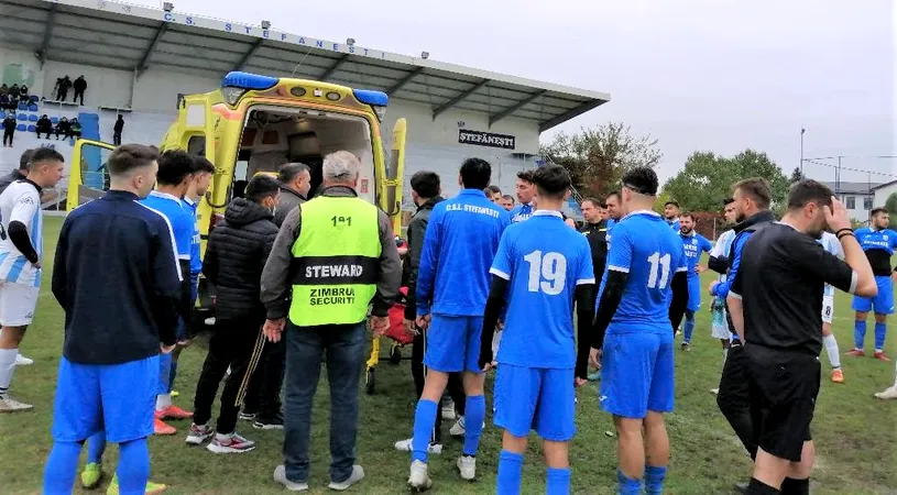 Fotbalul românesc, la un pas de o nouă tragedie! Jucătorul s-a prăbușit fără motiv pe gazon și i-a îngrozit pe cei din jur