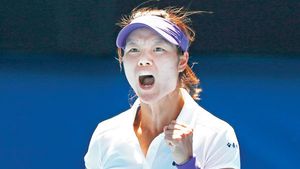 Na Li a spulberat-o pe Șarapova