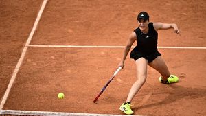 Gabriela Ruse, eliminată în turul doi la Roland Garros. Câți bani a câștigat românca