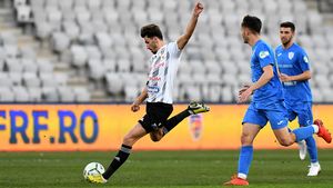 ”U” Cluj e pregătită să dea calculele peste cap și să treacă de un eventual baraj cu Dinamo. Ioan Filip, după eșecul cu FC Hermannstadt: ”Cei de la Dinamo sunt frații noștri, dar vom juca serios”