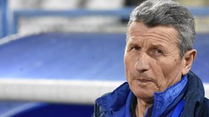 Astra stă pe un butoi cu pulbere! Ioan Niculae a tăiat în carne vie înainte de partida cu CFR. Reacția oficială a giurgiuvenilor