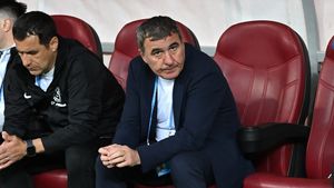 Gică Hagi își atacă jucătorii, după Farul Constanța - Universitatea Craiova 3-3! „Regele” a luat decizia și anunță schimbări masive în sezonul viitor