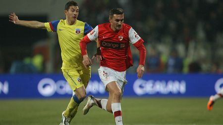 De ce NU ar trebui Dinamo să-l plângă pe "câinele" care a semnat cu Steaua:** 'Se compară Alexe cu Pârvulescu? Hai să fim serioși!'