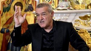 Au făcut actele de transfer. Gigi Becali și-a dat acordul pentru împrumutul fotbalistului la Poli Iași! | EXCLUSIV