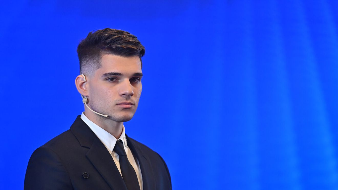 Ce lovitură! Ianis Hagi a semnat noul contract. „Îmi place să cred că am lăsat ceva în urma mea!” | FOTO