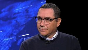 Victor Ponta, atac devastator la adresa lui Adrian Mititelu: „Dacă îl pupă în fund pe Iohannis, crede că va scăpa de închisoare. Îi doresc să rămână liber!” | EXCLUSIV