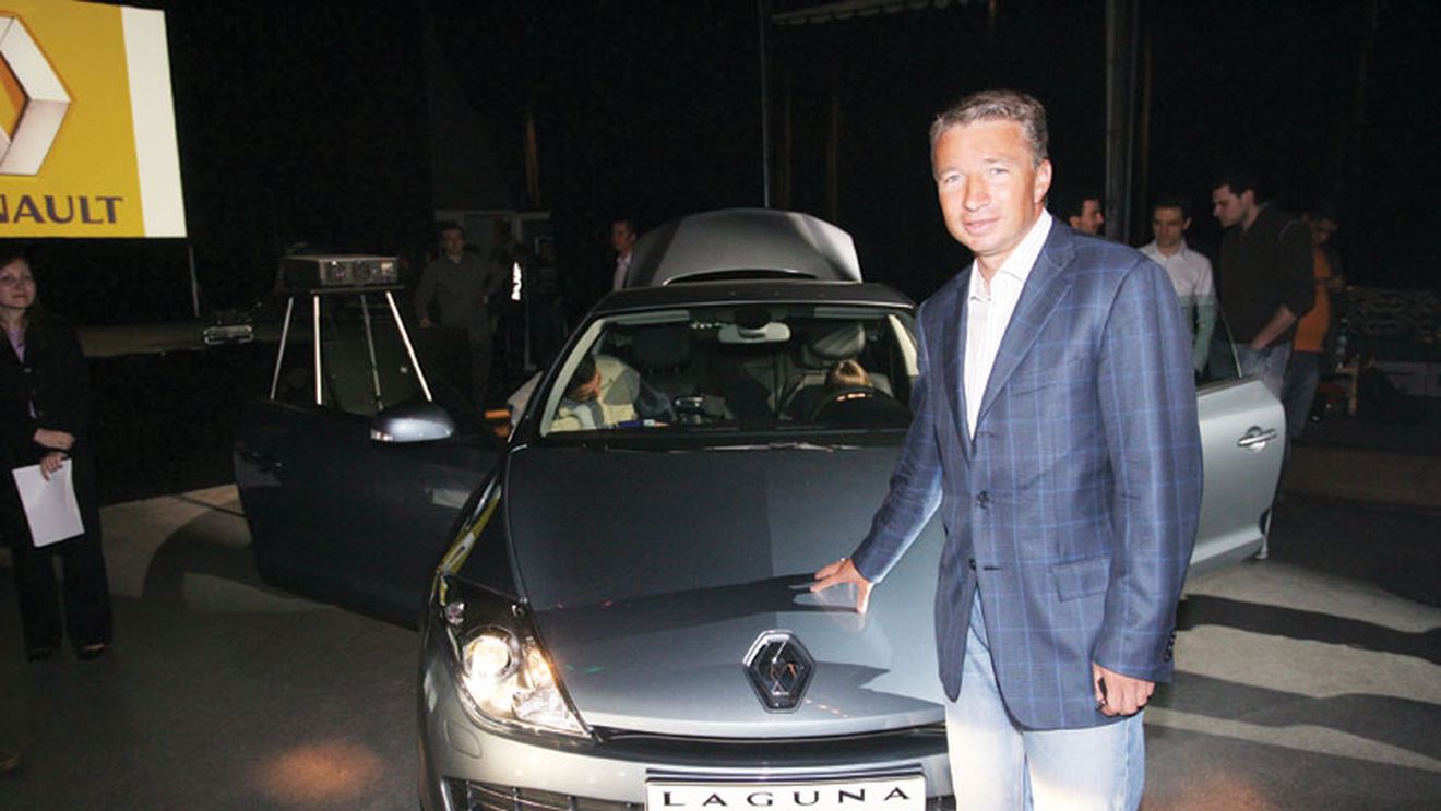 Laguna lui Dan Petrescu