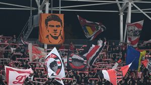 Clubul pe care suporterii lui Dinamo îl vor exclus din Superliga! Nu e FCSB și nici Rapid: „N-are ce să caute! E ceva fabricat!” | VIDEO EXCLUSIV DINAMO