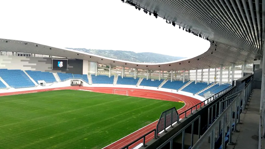 Inaugurarea noului stadion din Târgu Jiu s-ar putea face cu meciul Pandurii - Petrolul.** Taxa pentru închirierea arenei și cine ar putea beneficia de acești bani