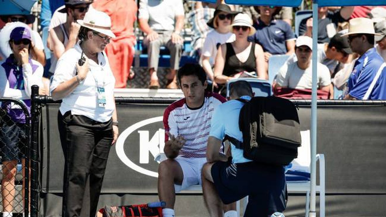 A stat pe teren 23 de minute, a câștigat 50.000 de dolari, iar fanii i-au sărit în cap. Tenismenul care a trebuit să dea explicații după ce s-a retras după patru game-uri: "Am fost în top 10, am peste 10 milioane de dolari..."