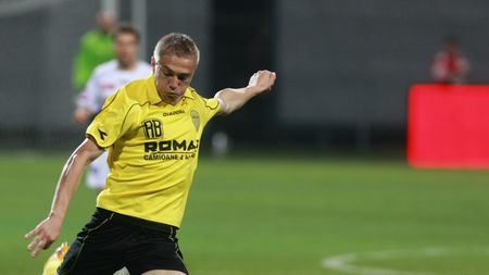 Roman, Sburlea și Veronesi**, la primul antrenament cu Rapidul