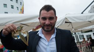 Milionarul lăudat de Mitică Dragomir că e peste Gigi Becali ca PR s-a înfuriat. Pescobar l-a distrus pe Florin Cernat pentru ce a făcut în restaurantul din Galați cu franciza antreprenorului