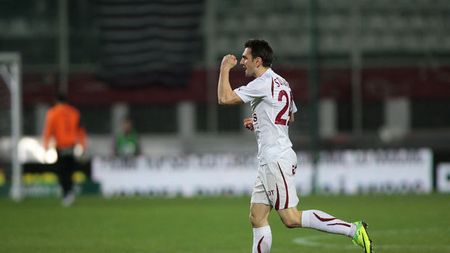 Surdu se aude la Radio:** MyPa - Rapid 0-2! Citește SUPER-cronica meciului care nu s-a văzut la TV, dar s-a auzit printre șlagăre :)