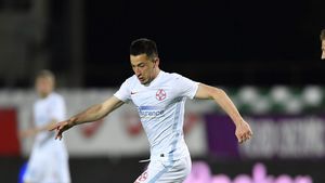 Giovanni Becali a anunțat că va relua discuțiile cu Galatasaray pentru Olimpiu Moruțan: „Dacă vor reuși să facă asta, e posibil să ajungă de acum la Istanbul!”. Care e planul turcilor