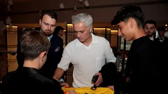Ce fotbaliști români l-au dat pe spate pe Jose Mourinho: „Un fenomen” / „L-am admirat”
