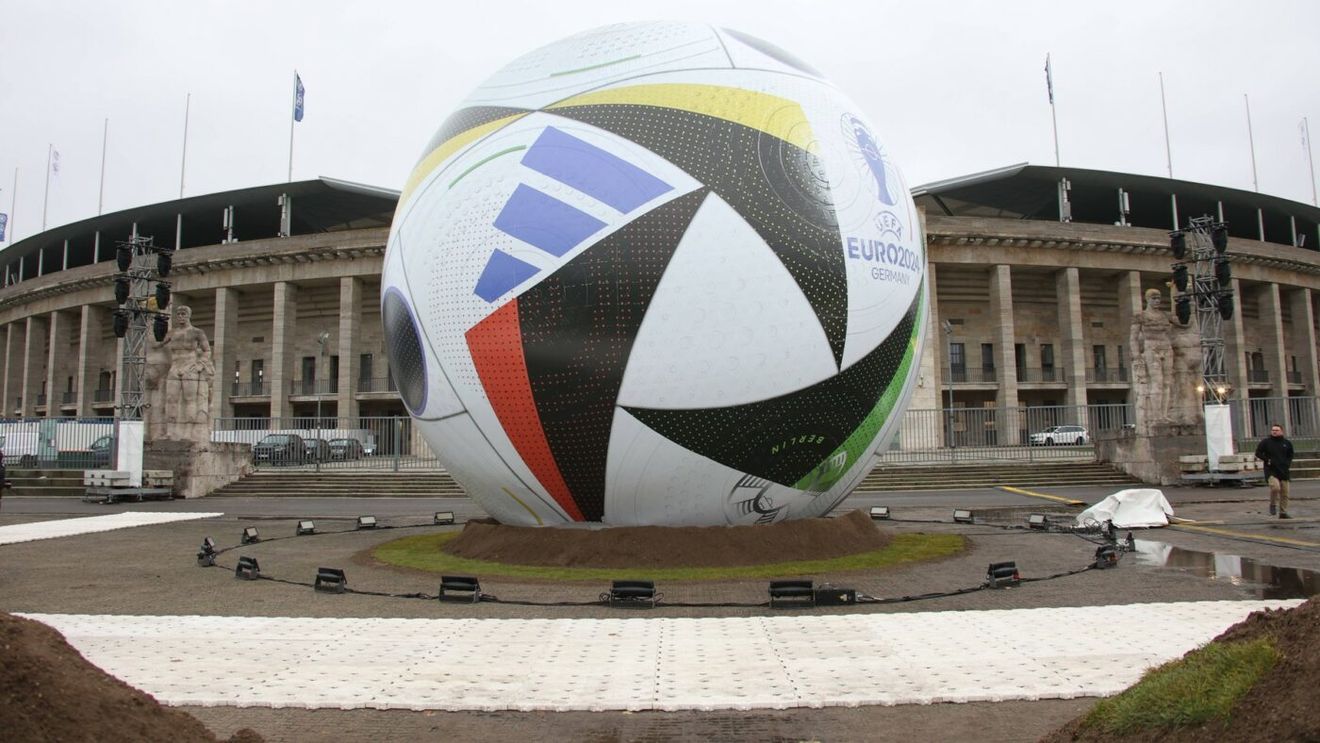 Cum arată mingea oficială de la EURO 2024 și din ce e făcută: are un giroscop cu cip în ea!