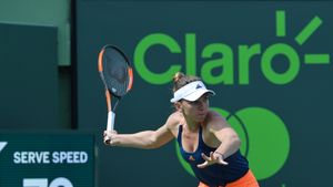 Ce urmează pentru Halep după înfrângerea de la Miami. Șansa revanșei în Fed Cup și reîntâlnirea cu Șarapova