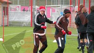 FOTO Probleme pentru CFR** Schweinsteiger și Olic, buni de joc