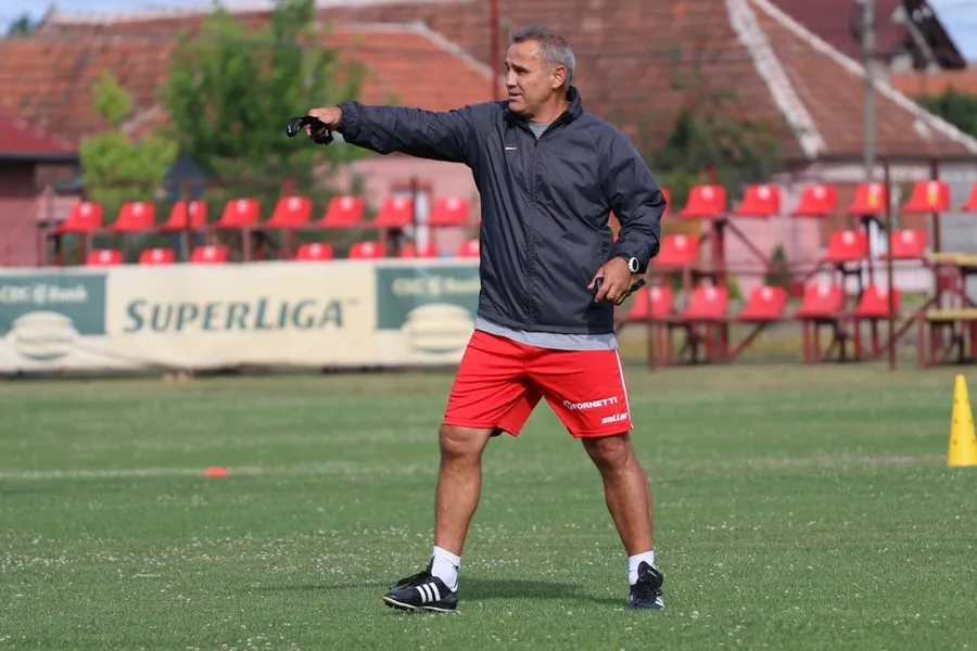 Gică Mihali antrenează Dinamo până când Zăvăleanu va găsi un antrenor principal pentru echipa de seniori a ”câinilor”