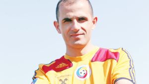 Le-au refuzat pe Dinamo Kiev și Panathinaikos pentru a juca împreună:** Karamyenii, despărțiți de Rapid-Steaua! Ce aleg între Stoichiță și Lucescu, Becali și Copos! INTERVIU