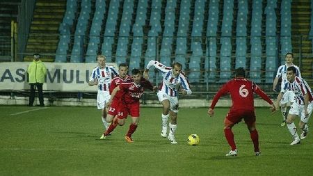 Ilie Dobre a intrat din nou în Guinness Book!** Care este noul record stabilit la "GOOOOOOOOOOOOLLL":)