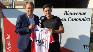 EXCLUSIV | Dorin Rotariu s-a înțeles cu noua sa echipă și a fost prezentat oficial. Împrumutul e valabil pe un sezon. Prima reacție: "A contat enorm faptul că Mircea Rednic i-a dat mereu încredere"