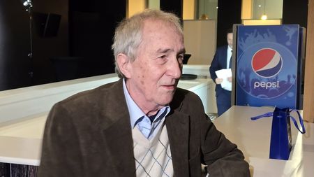 Lăsat pe drumuri după Revoluția din 1989, Valentin Ceaușescu a refuzat să ceară despăgubiri, dar ar fi vrut să primească anumite lucruri: „Și le-ar fi dorit înapoi”