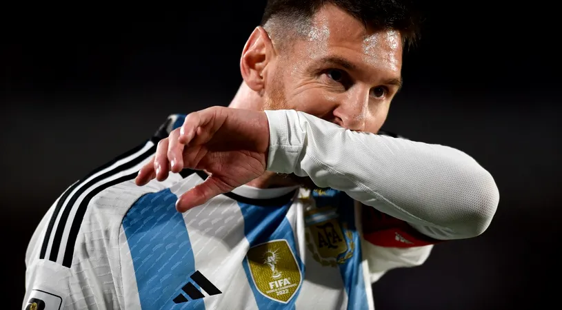 Leo Messi e scuipat pe teren de un adversar! Imaginile fac înconjurul lumii, iar reacția starului argentinian e umilitoare pentru cel care a făcut gestul grotesc | VIDEO