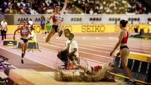 Atletism: Alina Rotaru, locul 7 în proba de săritură în lungime la Dusseldorf. A acuzat o problemă la gamba piciorului drept
