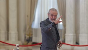 Gigi Becali a mers la funeraliile lui Ion Iliescu: „Dacă nu era el, noi, românii, eram sclavi la străini”