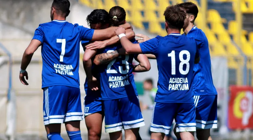 Succes dramatic pentru CSM Olimpia Satu Mare, care continuă cursa pentru evitarea retrogradării directe. Mircea Donca a adus victoria în minutul 90+3: ”Salvarea e încă departe”