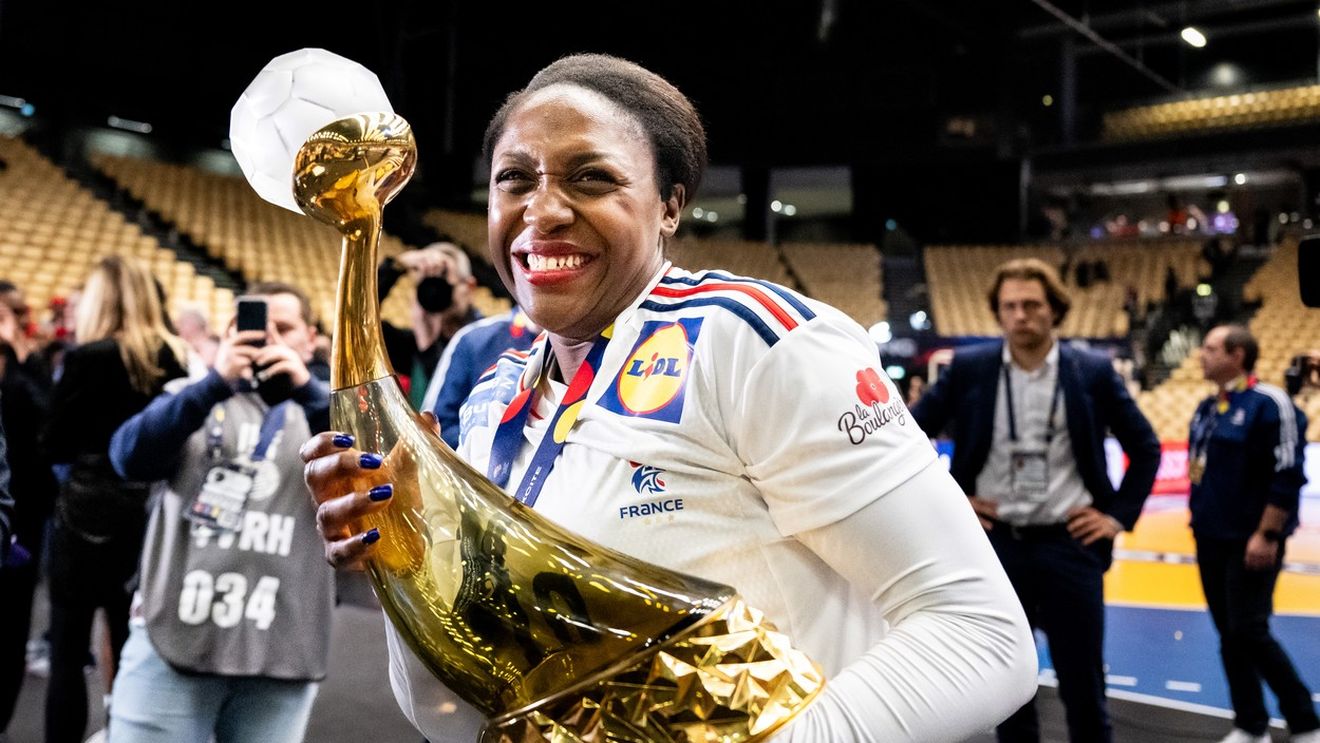 Transferul care rănește CSM București! Campioana mondială pleacă la rivala Krim