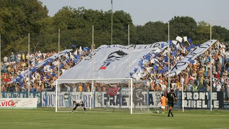 ASO îi cere lui Mititleu să recunoască "catastrofalul bilanț al guvernării "domniei" sale"!** VEZI comunicatul emis de fanii Universității