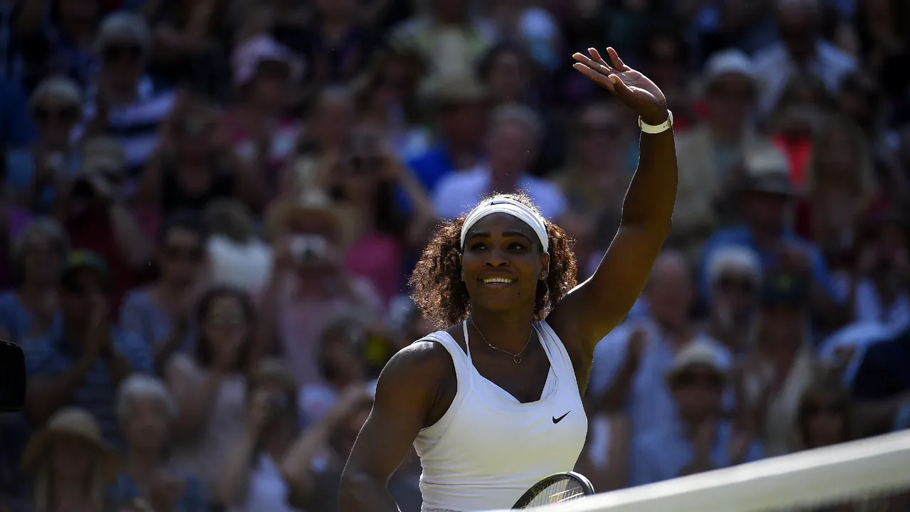 Ce întrebuințare a dat Serena Williams trofeului de la Wimbledon. Gestul excentric făcut de ameriancă și aplaudat de către publicul conservator de la All England Club
