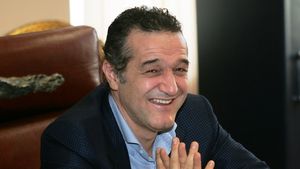 "Becali se simte bine, e zâmbitor!"**