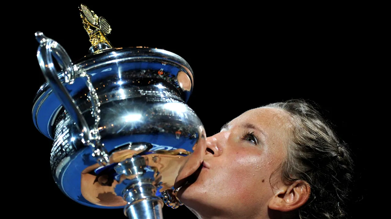Prima REACȚIE a Victoriei Azarenka **după ce a ZDROBIT-O pe Șarapova în finala A.O. și a devenit LIDER WTA